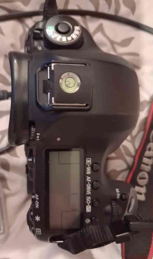 Canon EOS 5D Mark III  - foto 2