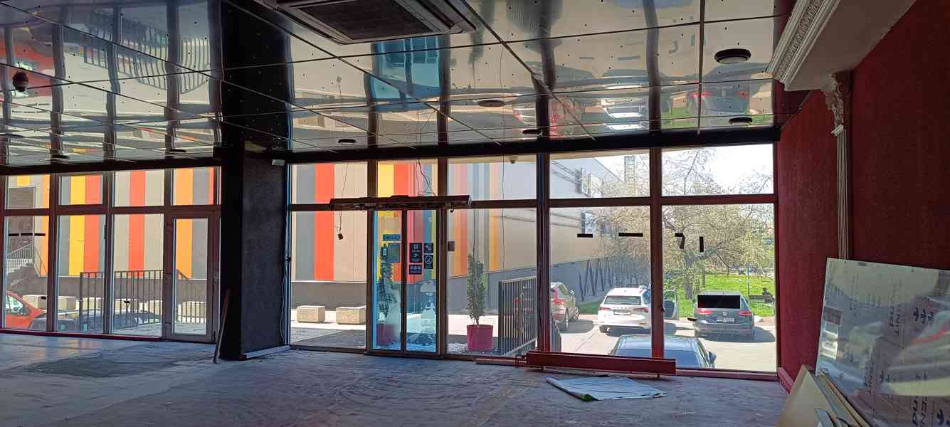 Komerční prostor 295 m2, Praha 8 - Troja - foto 4