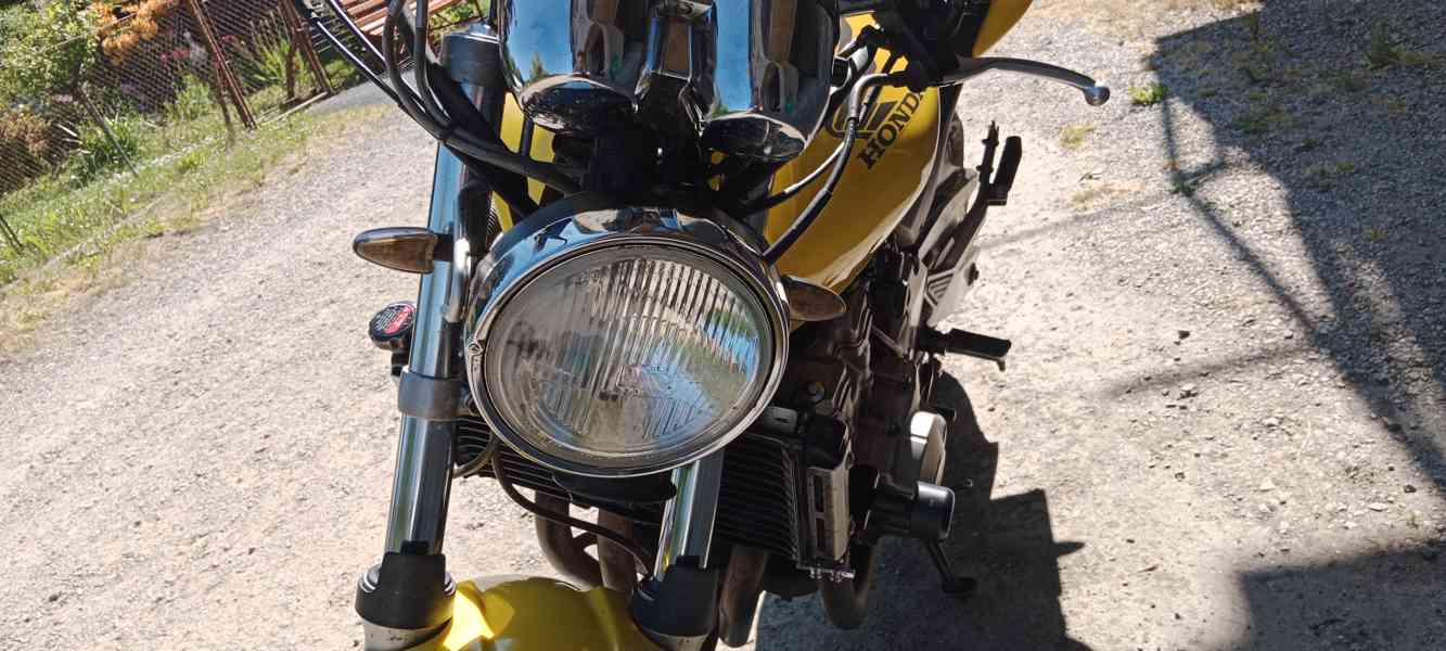Honda CB 600 F Hornet - foto 7