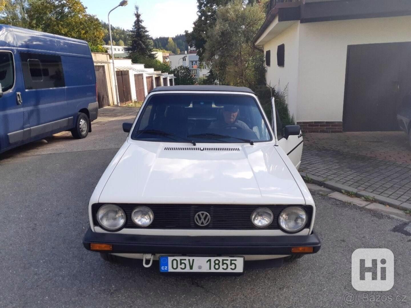 Volkswagen Golf 1,8   benzín 66 kw - foto 1