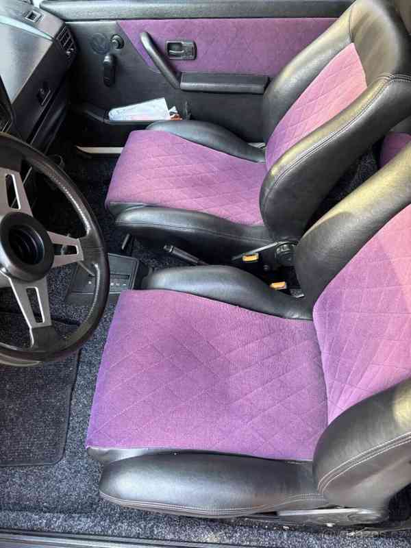 Volkswagen Golf 1,8   benzín 66 kw - foto 7