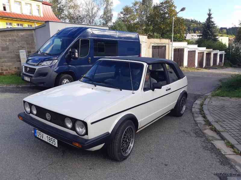 Volkswagen Golf 1,8   benzín 66 kw - foto 2