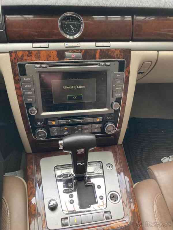 Volkswagen Phaeton 3,0   Individual TDI 176Kw - foto 18