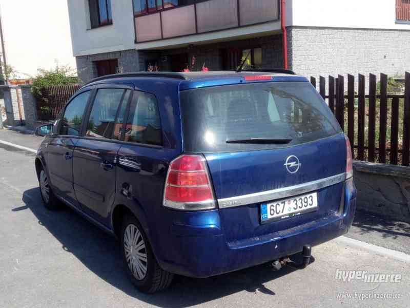 Opel Zafira - foto 2