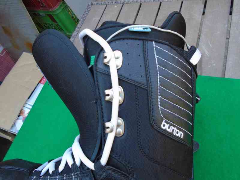 Dámské boty na Snowboard Burton Casa black/white vel. 41 top - foto 13