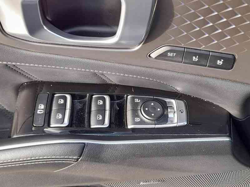 Kia Sorento 2,2   CRDi 148kW SCR 8DCT - foto 14