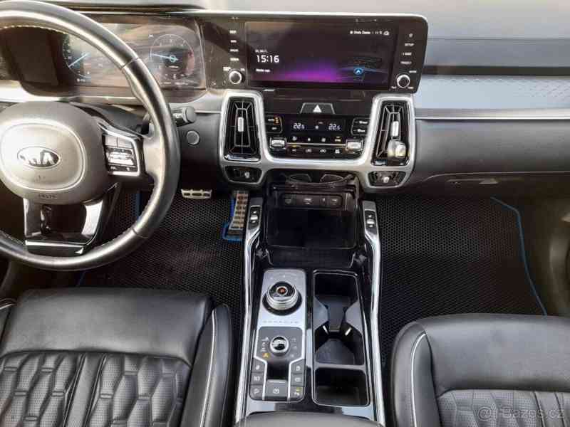 Kia Sorento 2,2   CRDi 148kW SCR 8DCT - foto 12