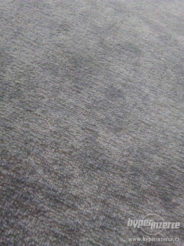 Luxusní šedý koberec - foto 1