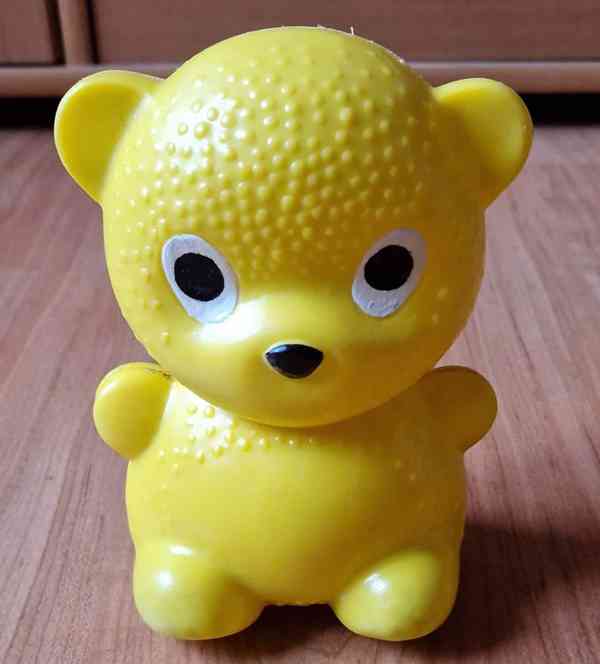 Igráčci, Hejrup, plastová koule, parašutista a dalekohledy - foto 7