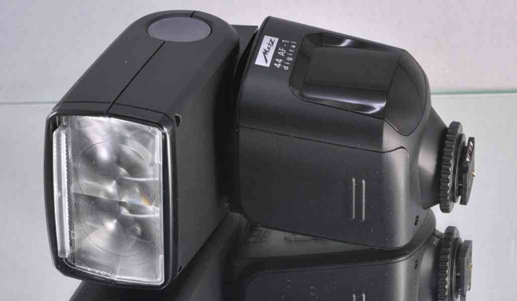 Blesk: Metz Mecabliz 44 AF-1 digital pro Sony Mi-shoe - foto 6