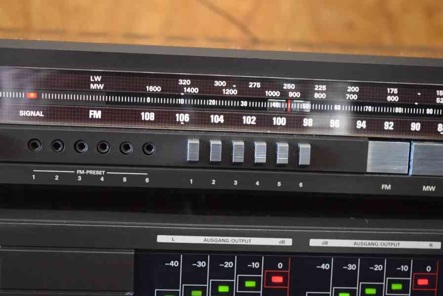 GRUNDIG V 7150 + T 7150 STEREO ZESILOVAČ A TUNER ! - foto 3