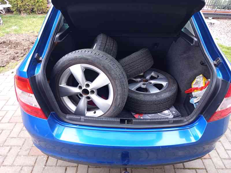 Škoda Rapid 1,6tdi - foto 5