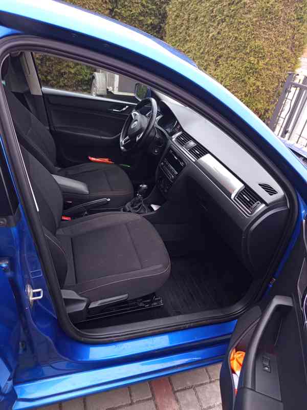 Škoda Rapid 1,6tdi - foto 9