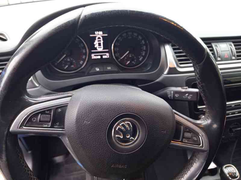 Škoda Rapid 1,6tdi - foto 8