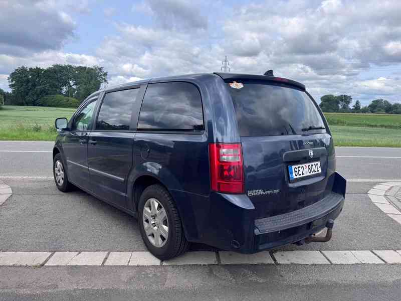 Chrysler Town Country Gr Caravan 3,3 LPG RT 2008 - foto 3