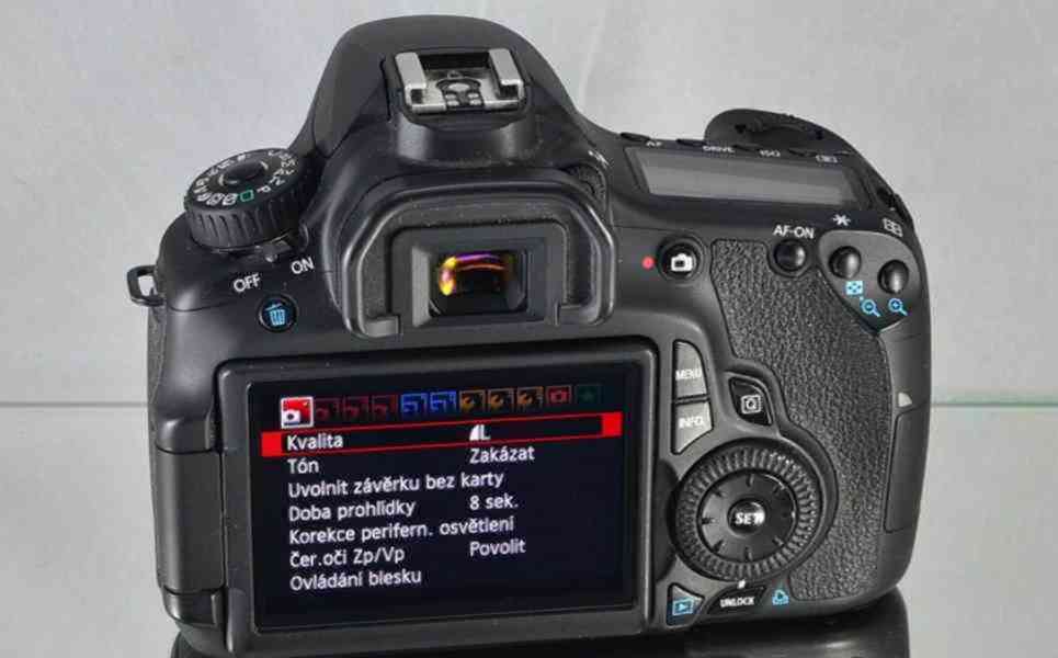 Canon EOS 60D **18 Mpix CMOS*5,3 sn./sec*Full HDV* 70300 exp - foto 6