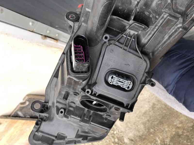 xenon vw touareg levy predni svetlo leve 14-19 - foto 7