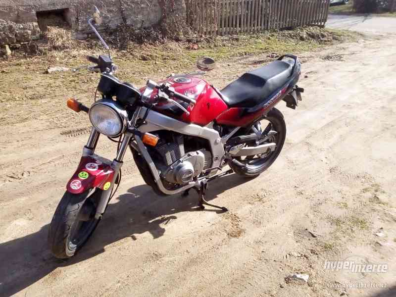 Suzuki GS500E - foto 1