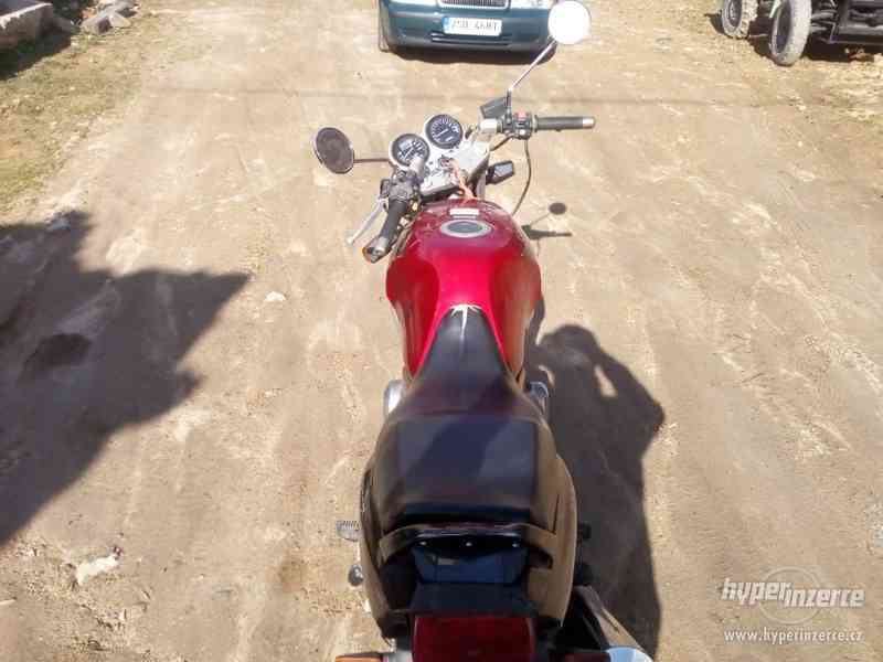 Suzuki GS500E - foto 3