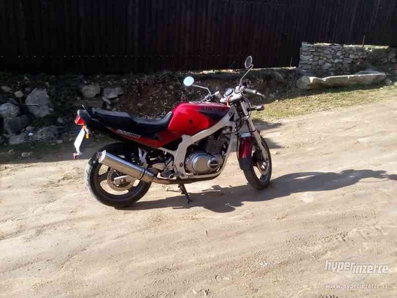 Suzuki GS500E - foto 5