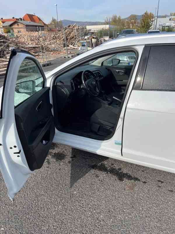 Seat Leon 1,2   ST 5F tsi 77 kw - foto 15