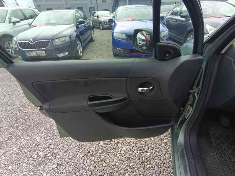 CITROEN C3 1,1i Comfort ČR - foto 18