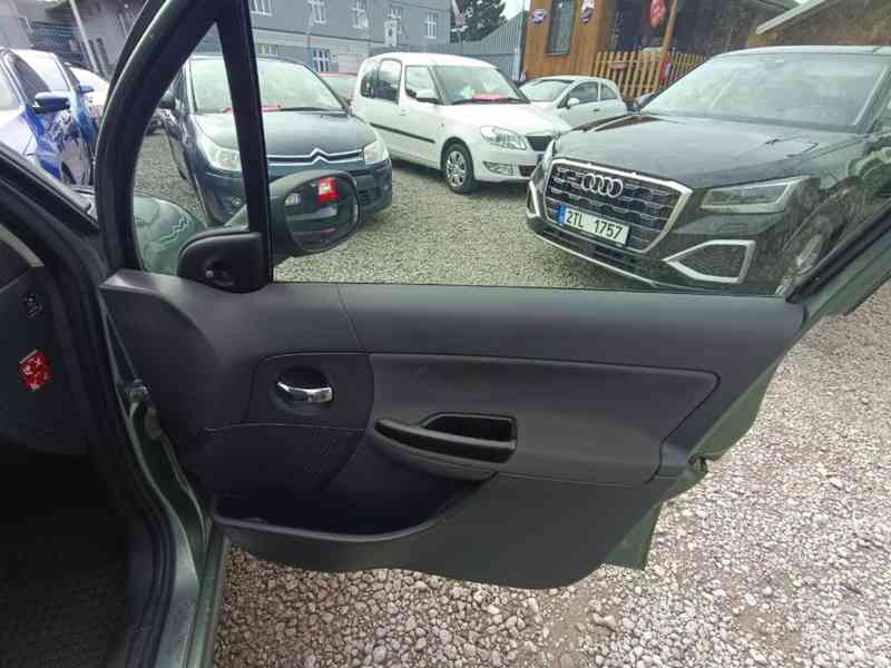 CITROEN C3 1,1i Comfort ČR - foto 15