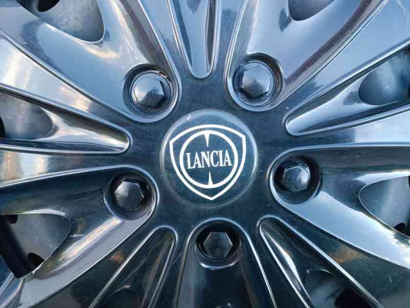 Zímní sada kol 205/55 R16 na 7Jx16 4x98 ET31 Lancia / Fiat - foto 6