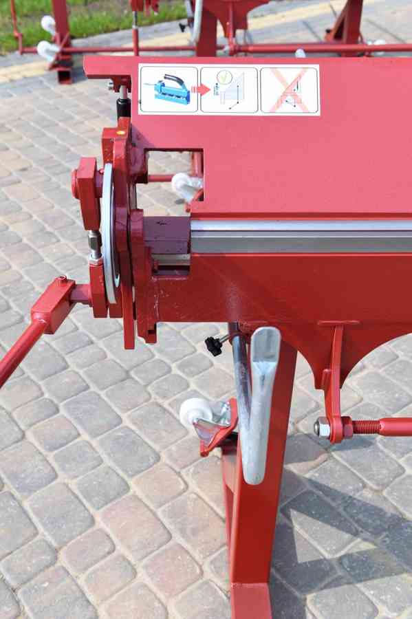 Nová ohýbačka plechu RED 1400/1,2/160° Nejvyšší kvalita   - foto 3