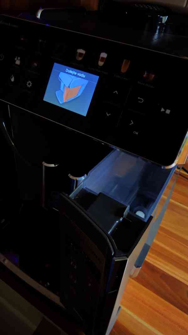 Kávovar Saeco Gran Aroma SM6580/10 – TOP stav - foto 5