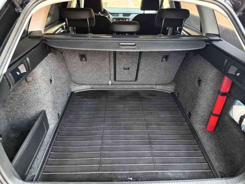 ŠKODA Octavia combi 2,0TDI Scout 4x4 - foto 30