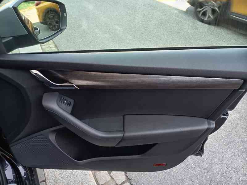 ŠKODA Octavia combi 2,0TDI Scout 4x4 - foto 24
