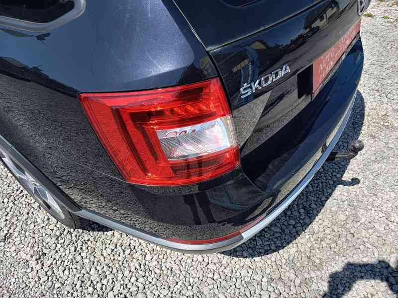 ŠKODA Octavia combi 2,0TDI Scout 4x4 - foto 17