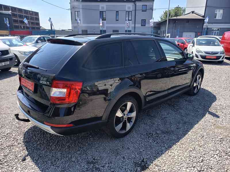 ŠKODA Octavia combi 2,0TDI Scout 4x4 - foto 14