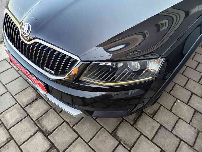 ŠKODA Octavia combi 2,0TDI Scout 4x4 - foto 18