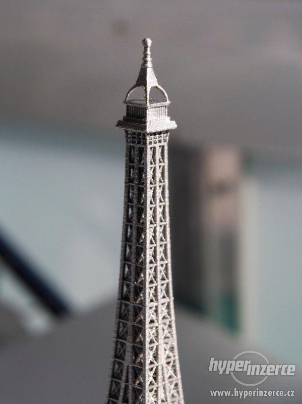 Eiffelova věž  - foto 2