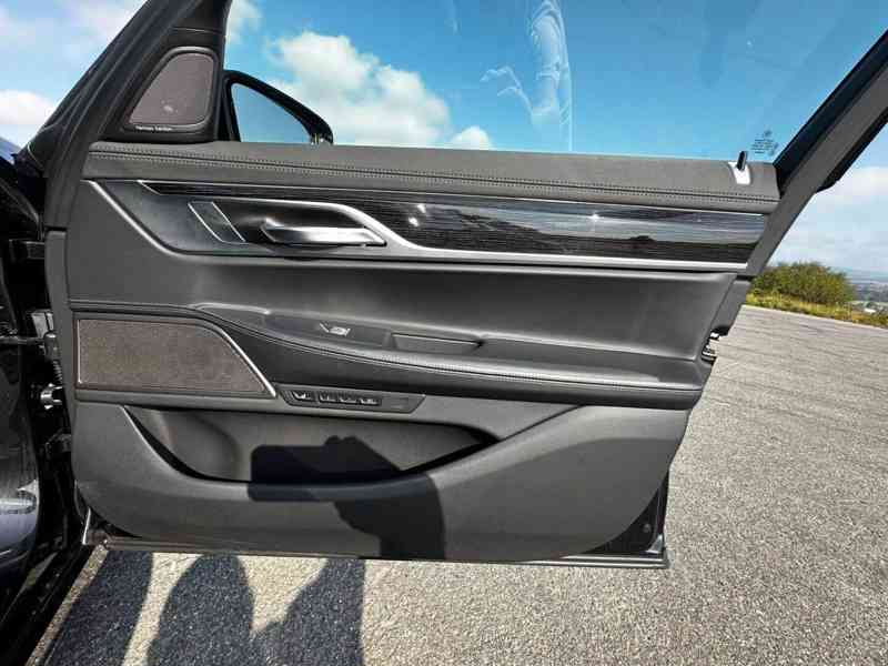 BMW Řada 7 740xd/laser/360°/masáž/ACC/HUD - foto 23
