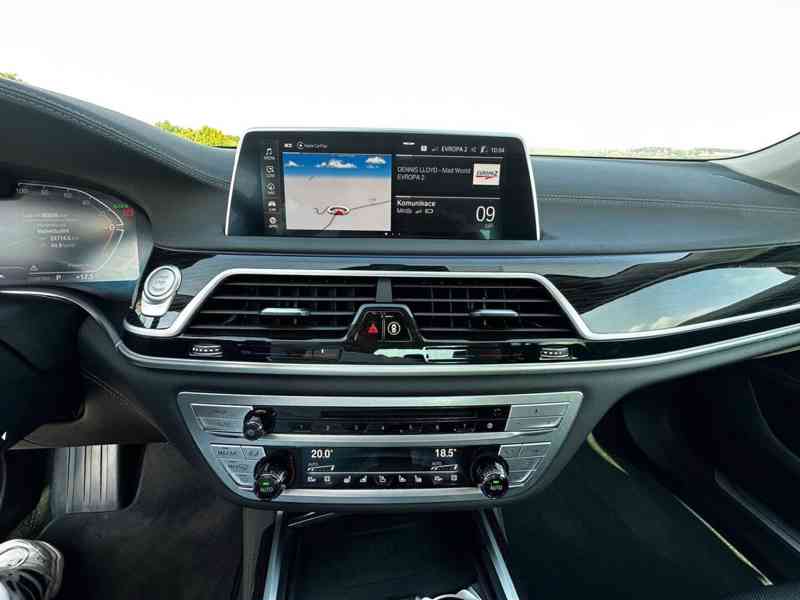 BMW Řada 7 740xd/laser/360°/masáž/ACC/HUD - foto 18