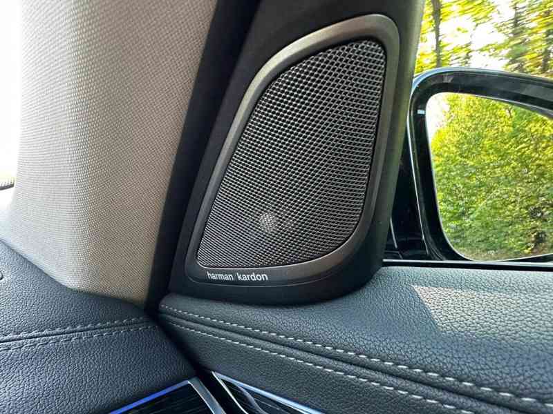 BMW Řada 7 740xd/laser/360°/masáž/ACC/HUD - foto 22