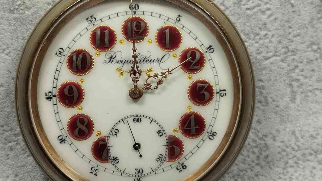 Velké 66 mm, 202 g těžké staré železniční hodinky s lokomoti - foto 13