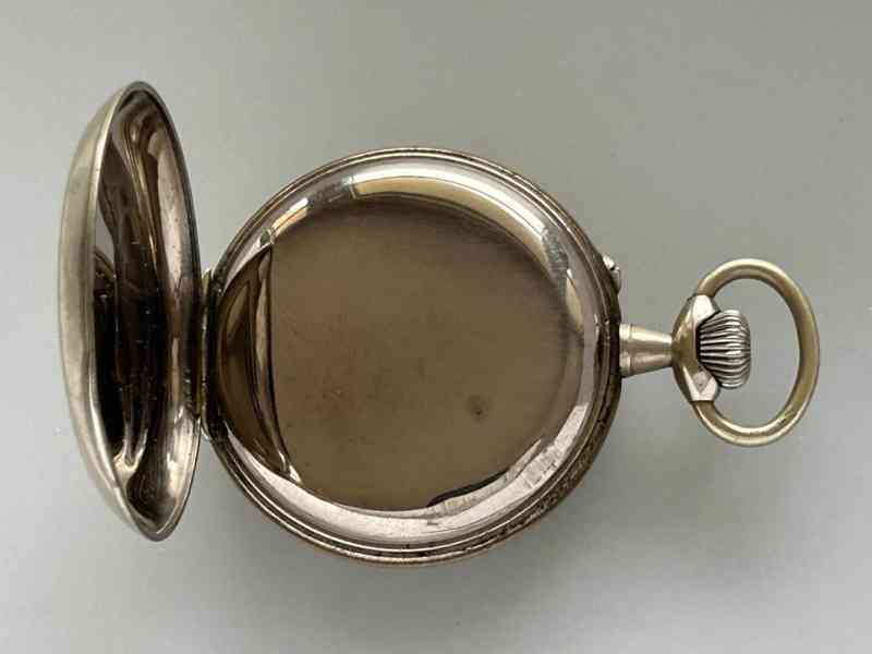 Velké 66 mm, 202 g těžké staré železniční hodinky s lokomoti - foto 9