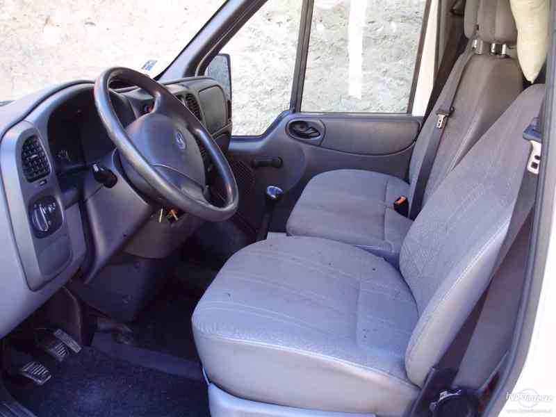 Ford Transit 350 skříň - foto 4