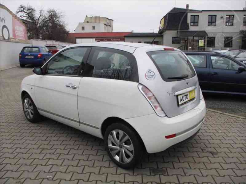 Lancia Ypsilon 1,2 i KLIMATIZACE - foto 3