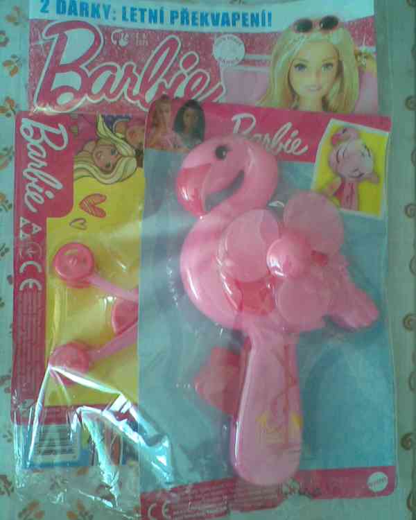 Barbie a stůl, židle - foto 4