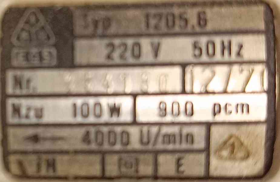 Prodám šicí stroj - foto 4