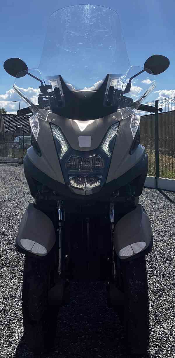 YAMAHA TRICITY 125, r.v. 2022 - foto 4