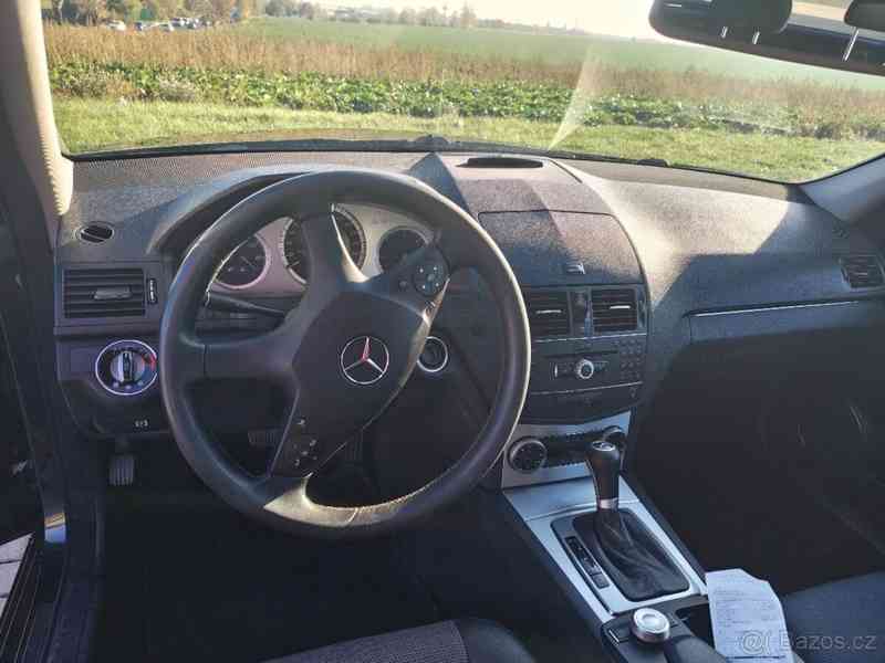 Mercedes-Benz Třídy C 2,2   200 CDI AVANTGARDE | Automat | - foto 16