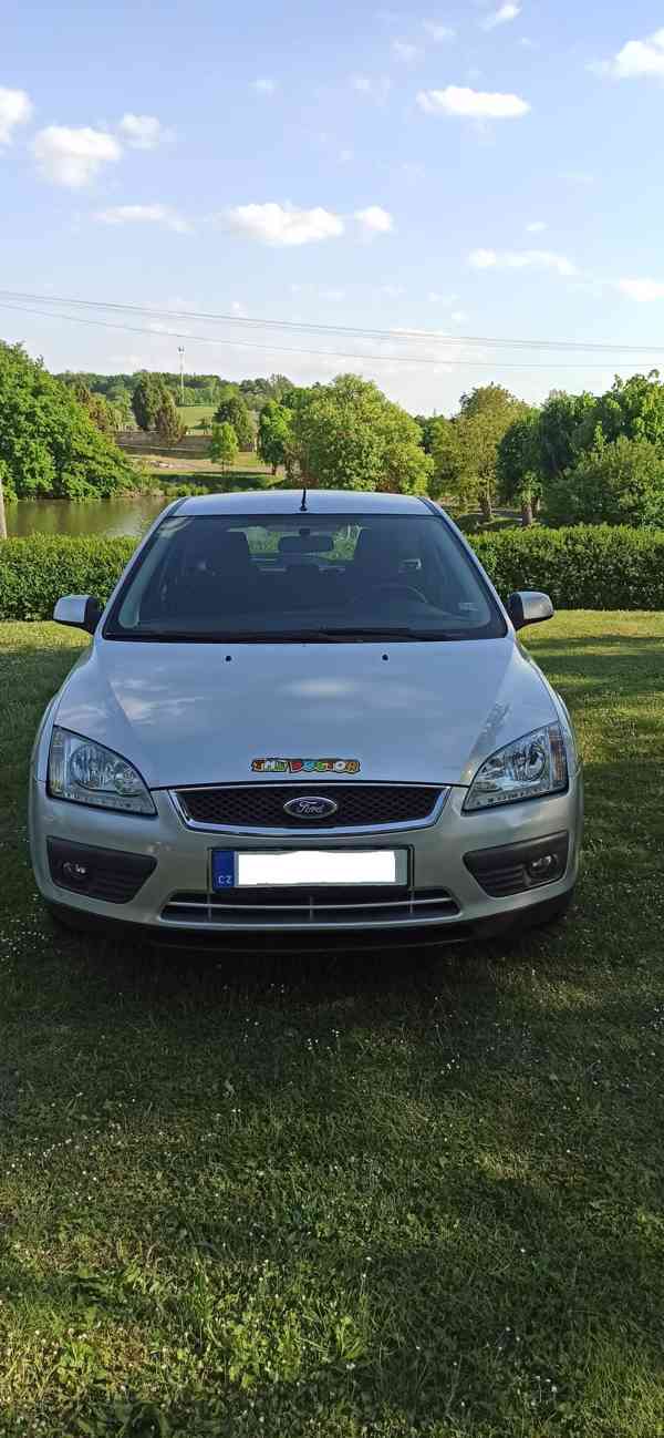 Ford Focus Ghia 2.0. TDCI 98kW - foto 2