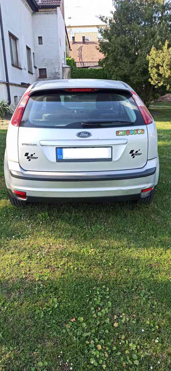 Ford Focus Ghia 2.0. TDCI 98kW - foto 3