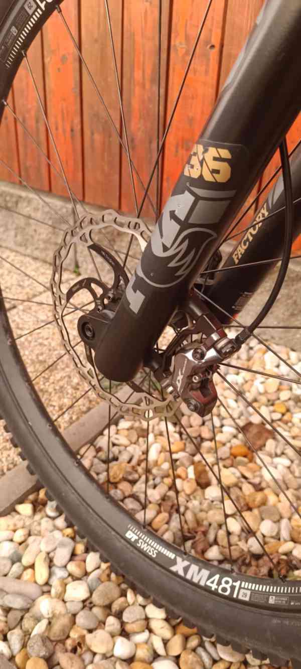 YETI SB150 – Enduro race machine | skvělý stav - foto 9